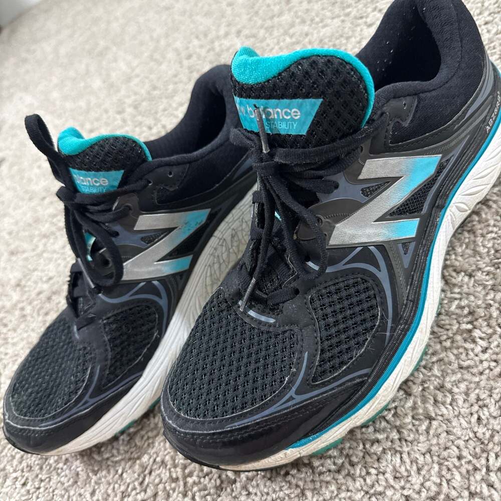 New Balance 940v3 Stability Running Shoes Womens 10.5 Black Blue‎ Support EUC